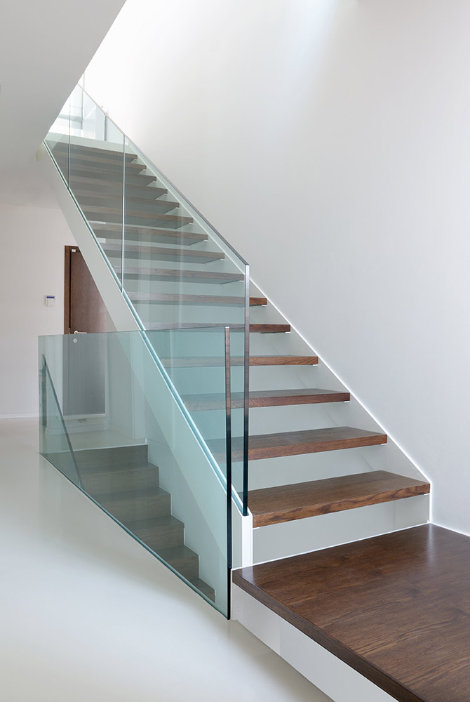 rambarde verre escalier design interieur maison architecte