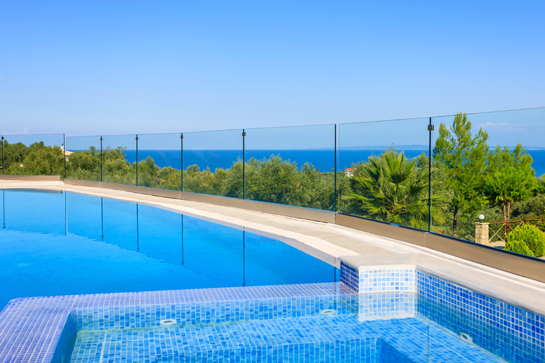 garde corps piscine verre